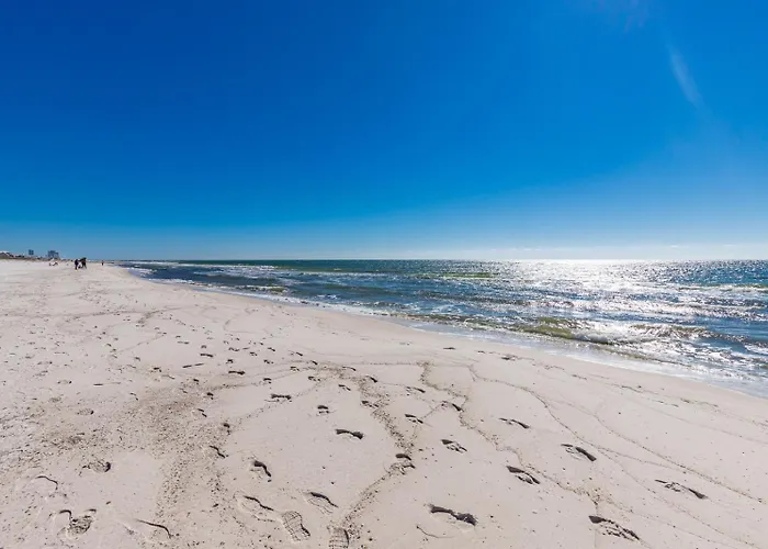 Surf & Racquet 605a Gulf Shores