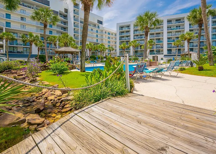 Surf & Racquet 605a Apartment *