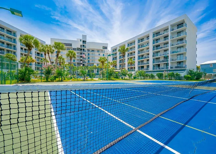 Apartment Surf & Racquet 605a