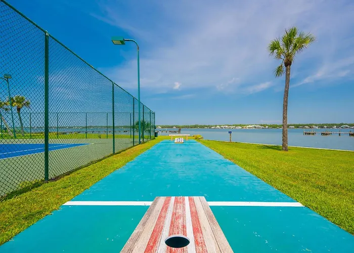 Surf & Racquet 605a Apartment *